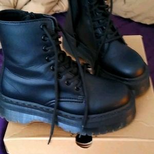 Doc martens